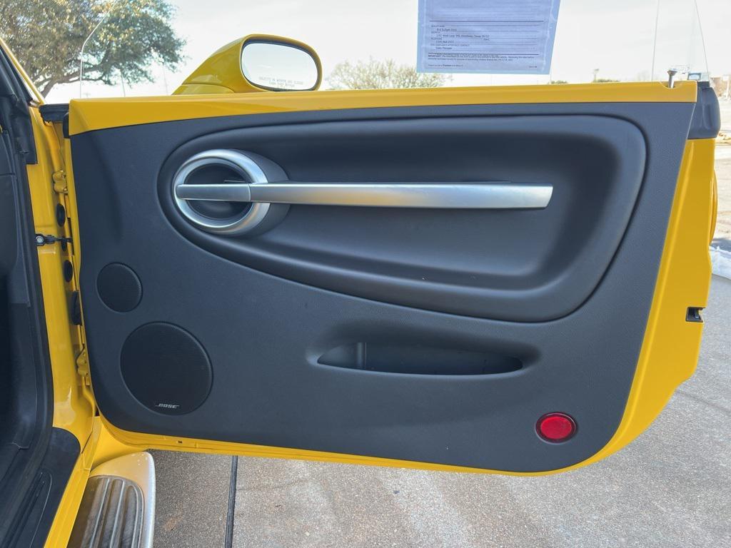 used 2004 Chevrolet SSR car, priced at $22,784