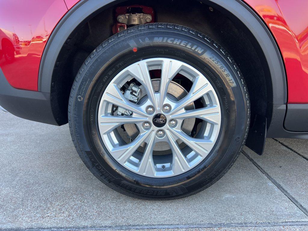 new 2026 Ford Escape car, priced at $26,445