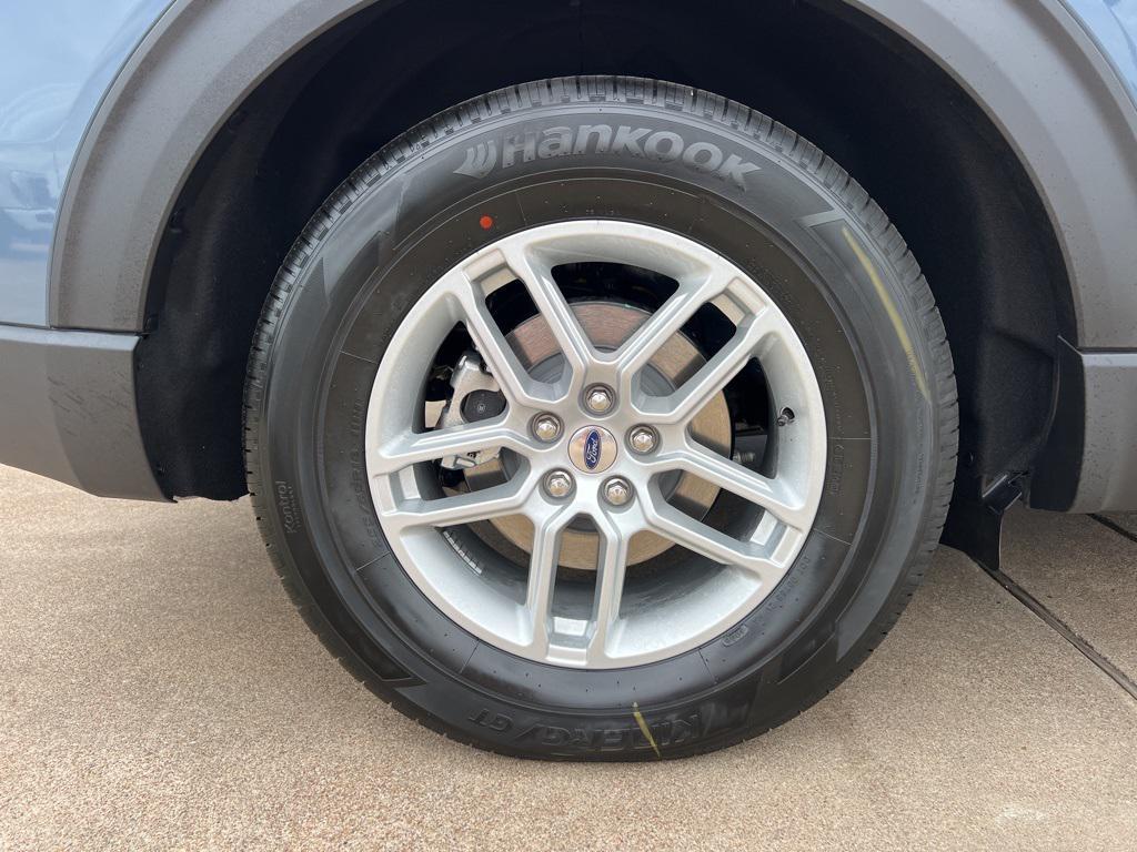new 2026 Ford Explorer car, priced at $42,445