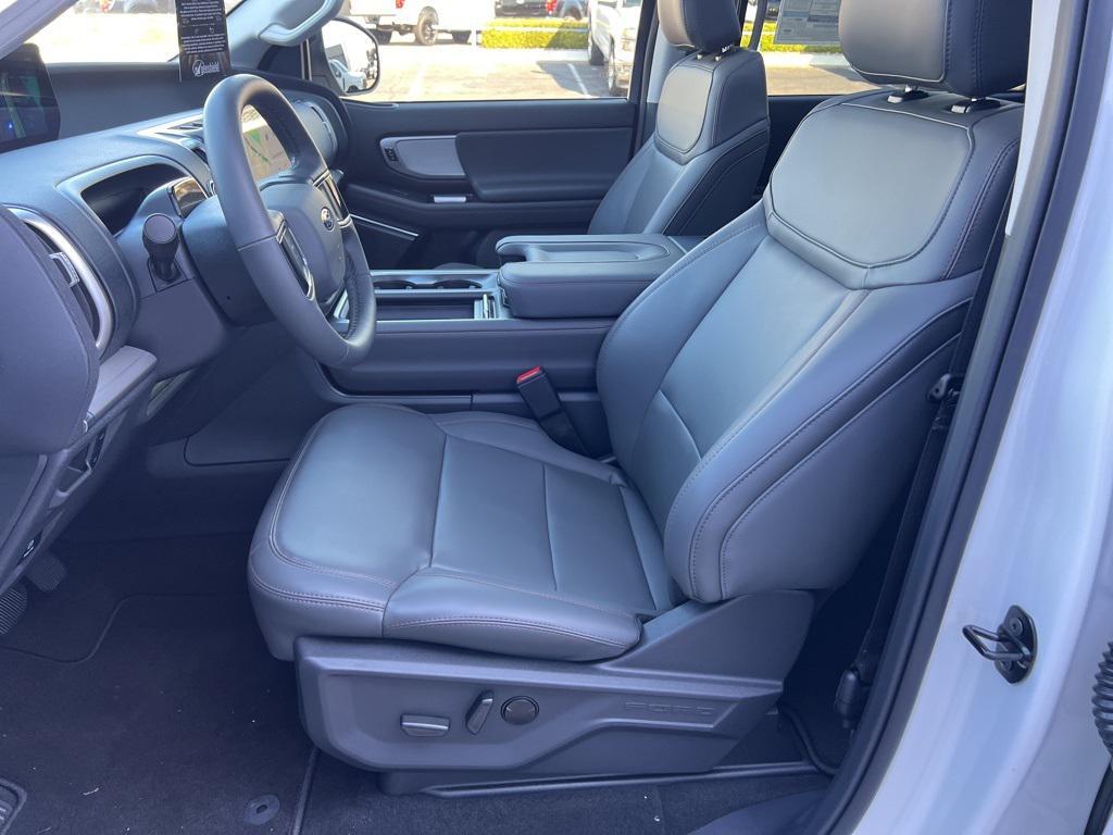 new 2025 Ford Expedition Max car, priced at $71,345