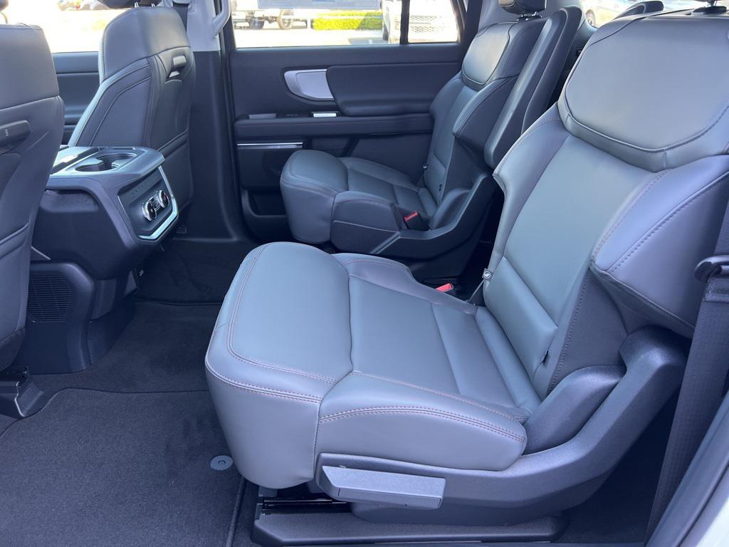 new 2025 Ford Expedition Max car, priced at $71,345