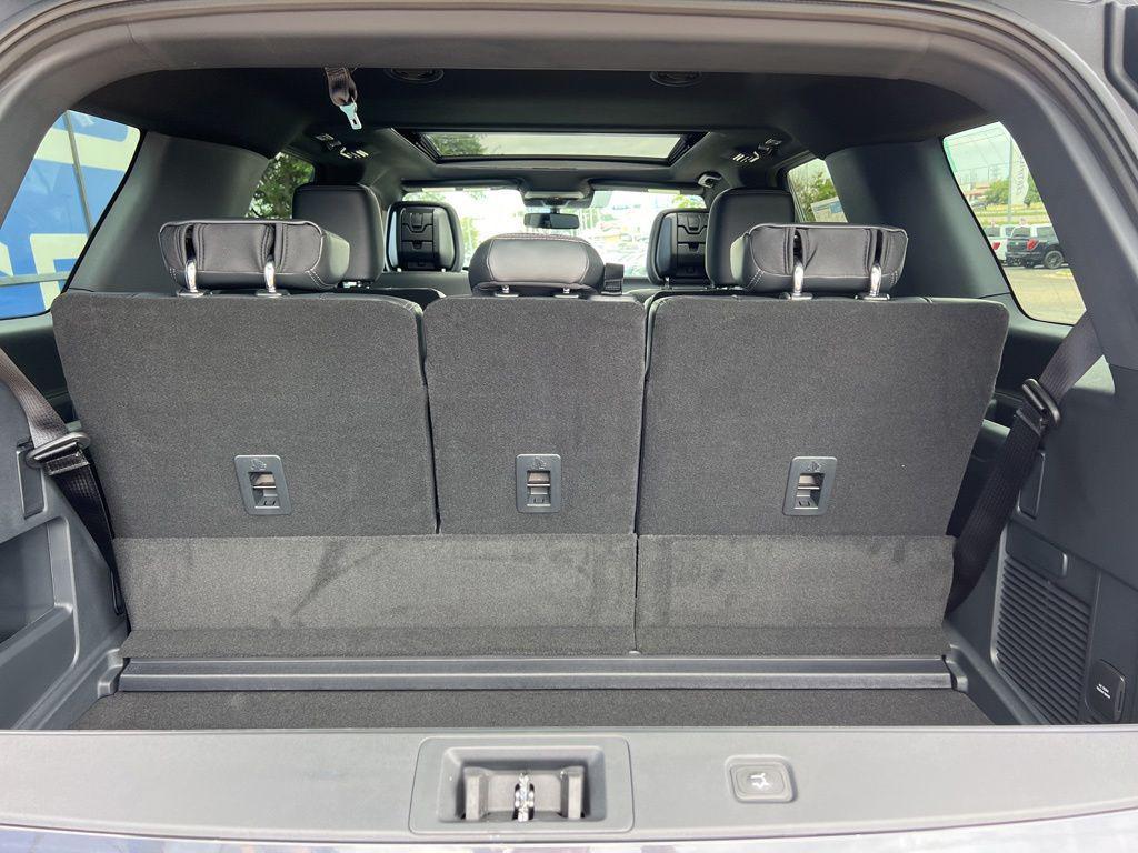 new 2026 Ford Expedition car, priced at $75,025