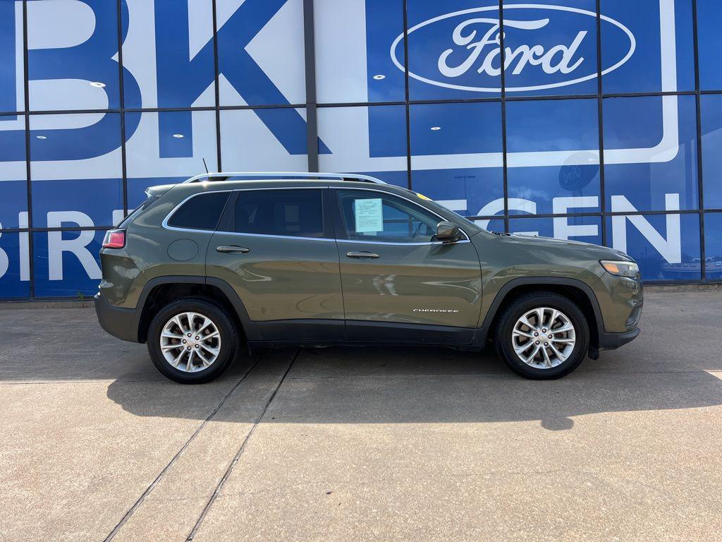 used 2019 Jeep Cherokee car, priced at $14,589