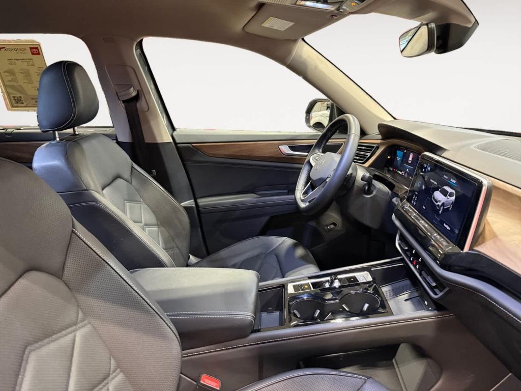 used 2025 Volkswagen Atlas car, priced at $34,235