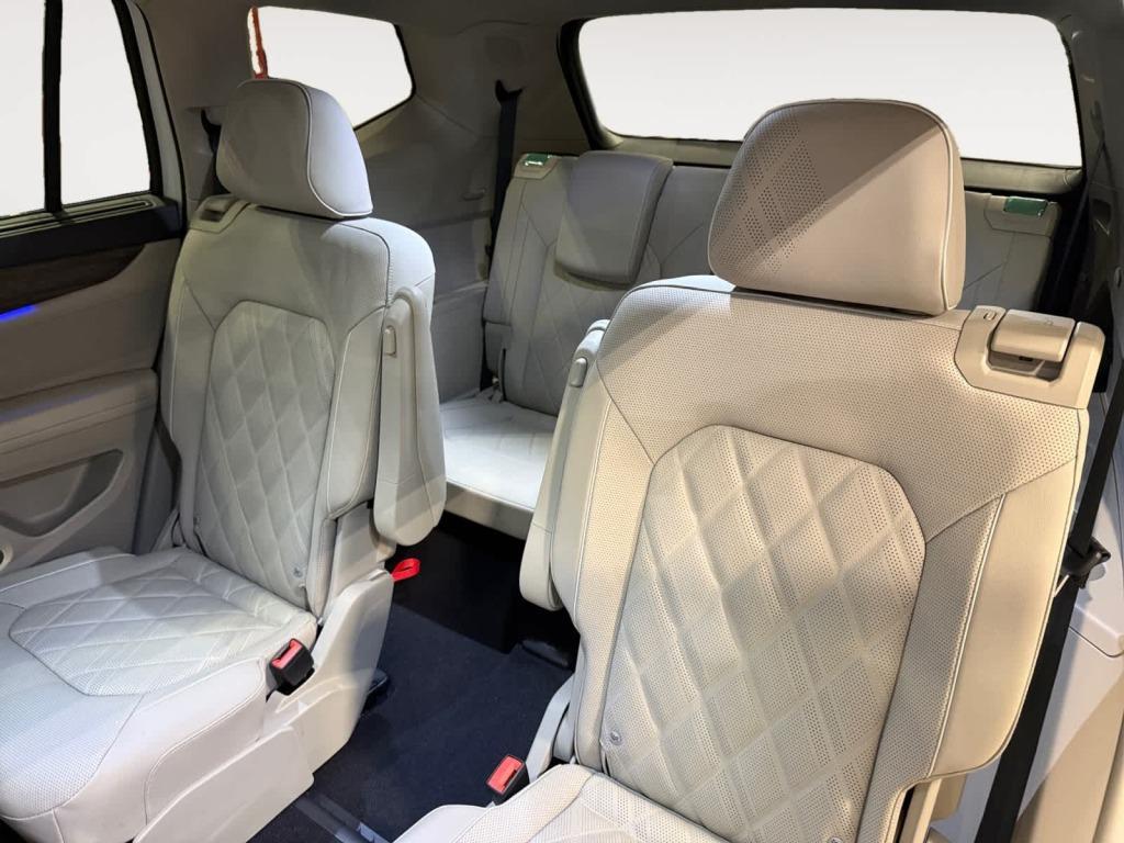 used 2026 Volkswagen Atlas car, priced at $47,968