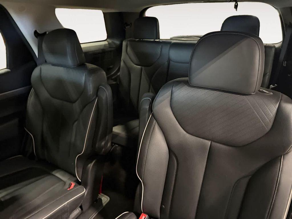 used 2025 Hyundai Palisade car, priced at $35,633