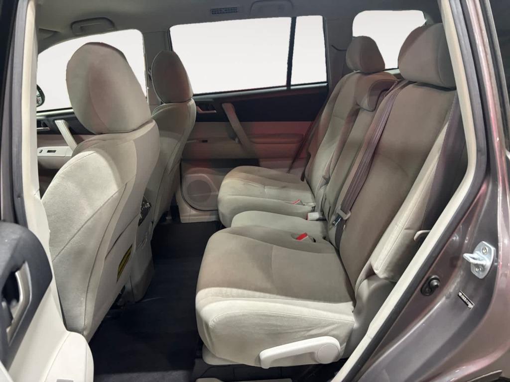 used 2012 Toyota Highlander Hybrid car, priced at $11,845