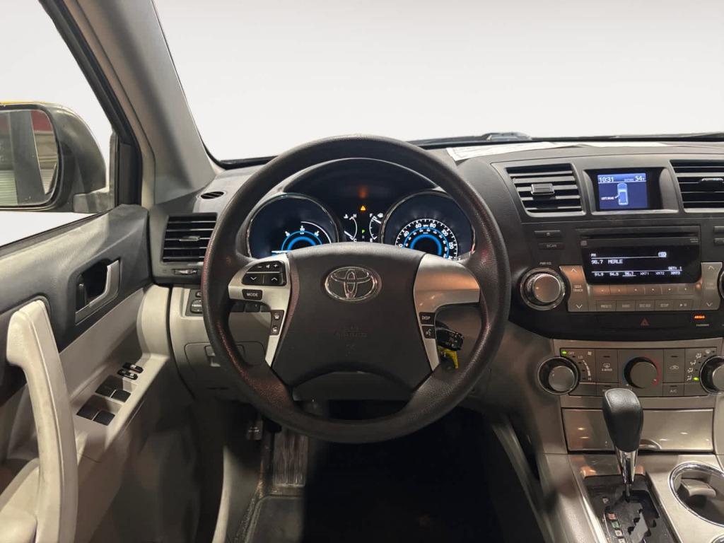 used 2012 Toyota Highlander Hybrid car, priced at $11,845