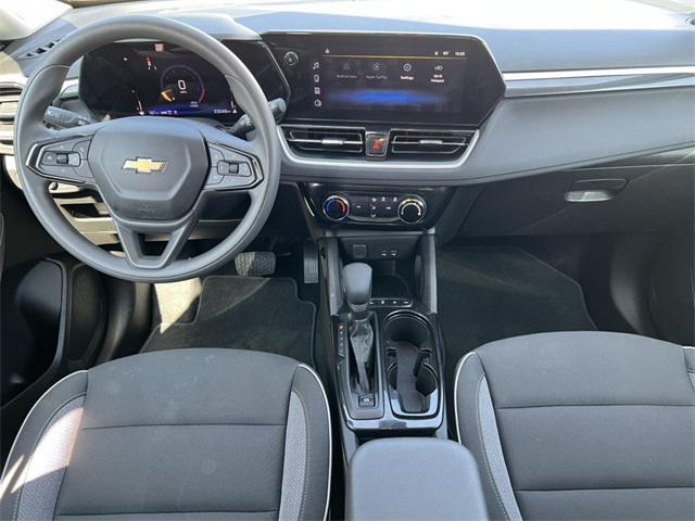 used 2025 Chevrolet TrailBlazer car, priced at $21,996