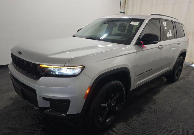 used 2022 Jeep Grand Cherokee L car, priced at $30,838