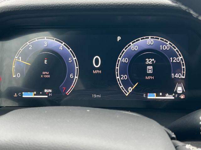 new 2026 Jeep Grand Cherokee car, priced at $47,990