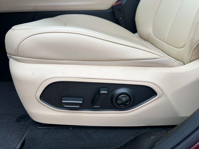 new 2026 Jeep Grand Cherokee car, priced at $47,990