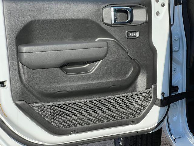 new 2026 Jeep Wrangler car, priced at $41,428