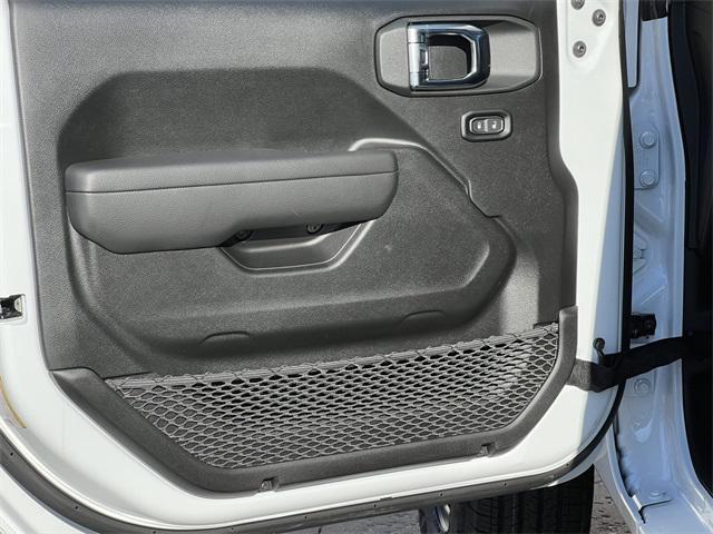 new 2026 Jeep Wrangler car, priced at $41,643