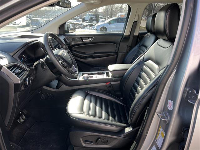 used 2024 Ford Edge car, priced at $22,993