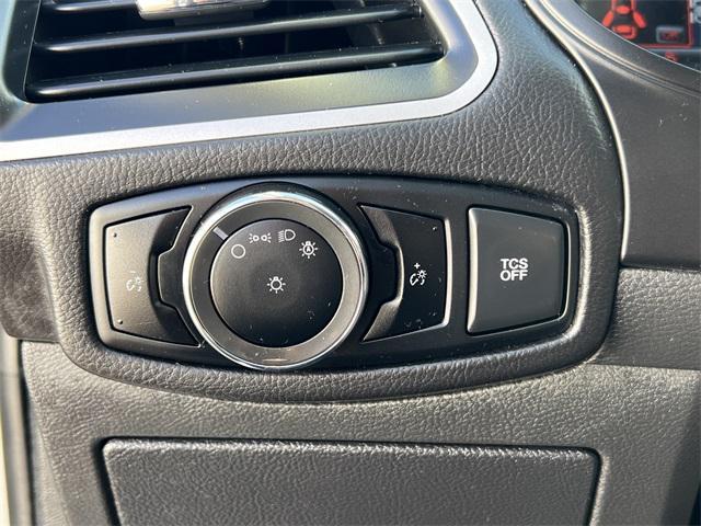 used 2024 Ford Edge car, priced at $22,993