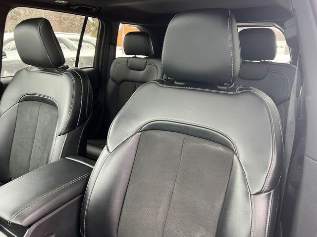 used 2024 Jeep Grand Cherokee car, priced at $30,900