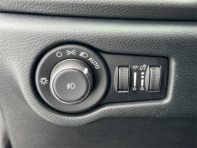 new 2026 Chrysler Pacifica car, priced at $50,772