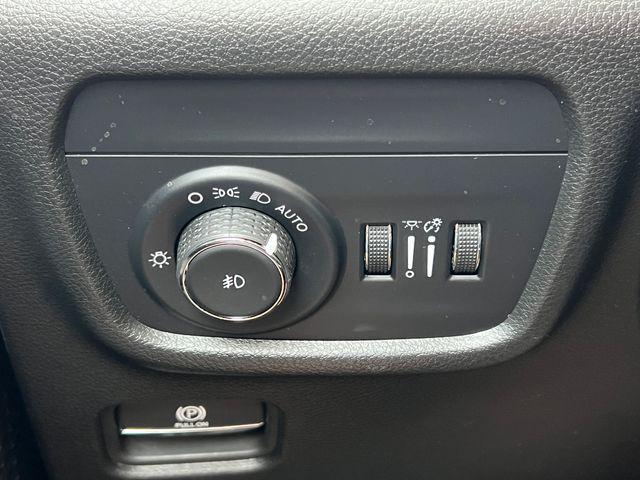 used 2023 Jeep Grand Cherokee car, priced at $33,107