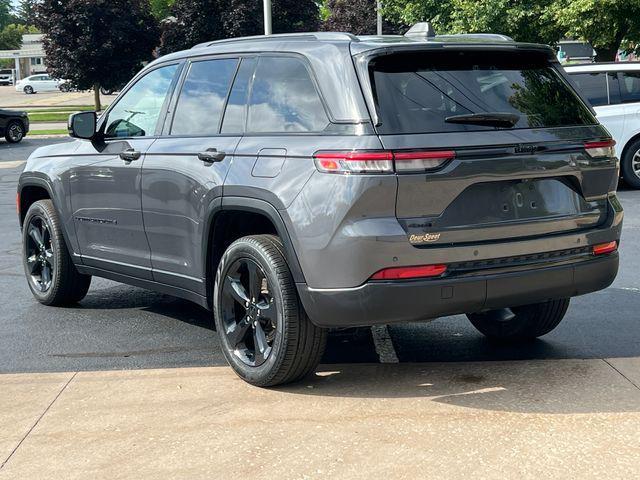 used 2024 Jeep Grand Cherokee car, priced at $35,170