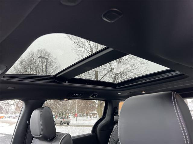 new 2026 Chrysler Pacifica car, priced at $53,949