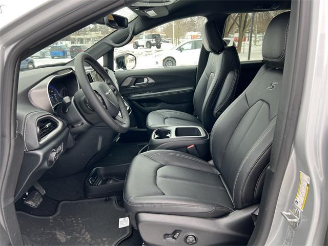 new 2026 Chrysler Pacifica car, priced at $50,318
