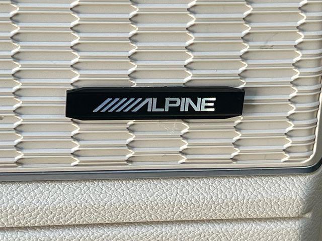 used 2025 Jeep Grand Cherokee car, priced at $36,990