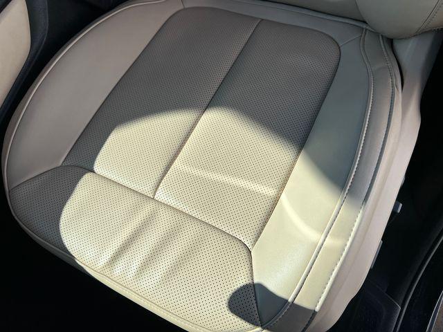 used 2025 Jeep Grand Cherokee car, priced at $36,990