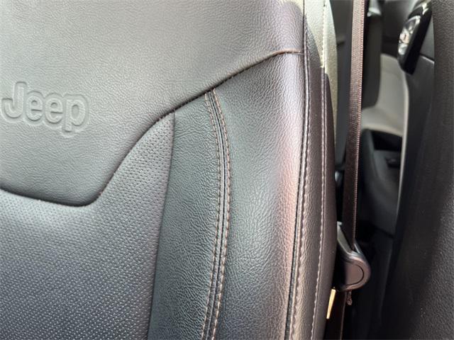 used 2022 Jeep Compass car, priced at $21,400