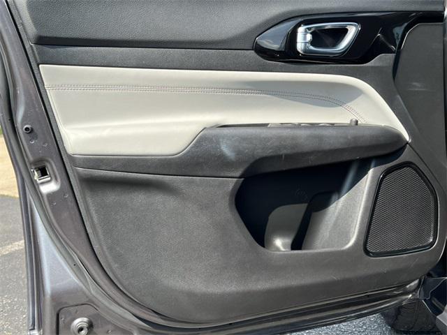 used 2022 Jeep Compass car, priced at $21,400