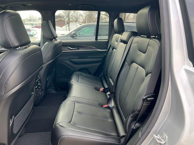 new 2025 Jeep Grand Cherokee car, priced at $52,972