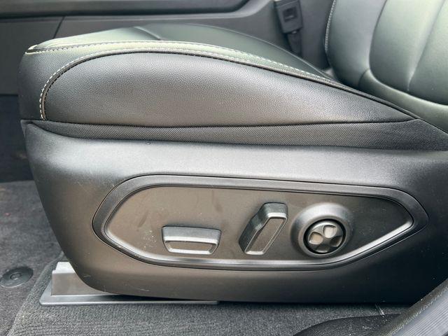 new 2025 Jeep Grand Cherokee car, priced at $52,972