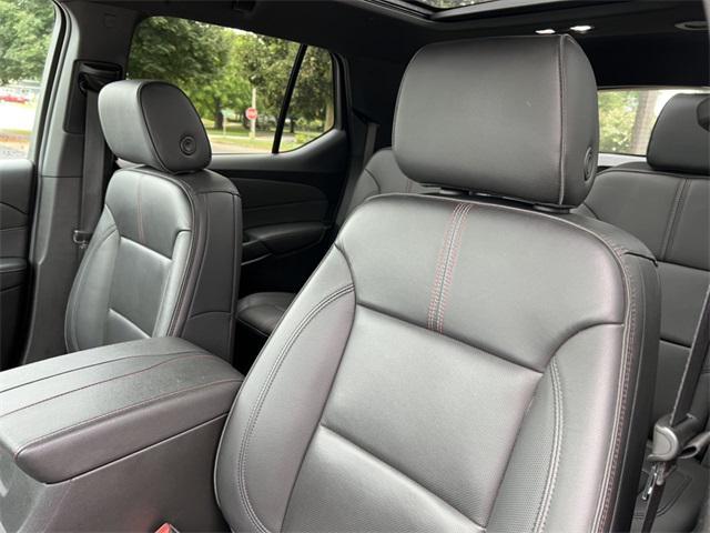 used 2023 Chevrolet Traverse car, priced at $34,690