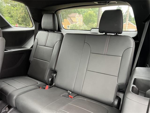 used 2023 Chevrolet Traverse car, priced at $34,690
