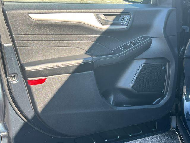 used 2022 Ford Escape car, priced at $16,700