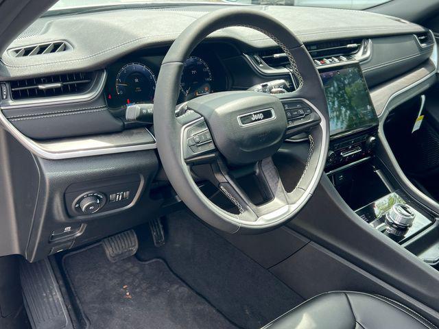 used 2025 Jeep Grand Cherokee car, priced at $46,570