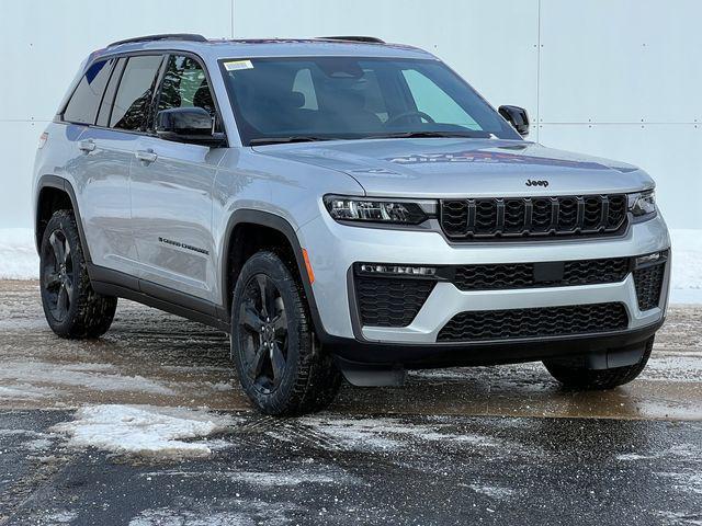 new 2026 Jeep Grand Cherokee car, priced at $50,387