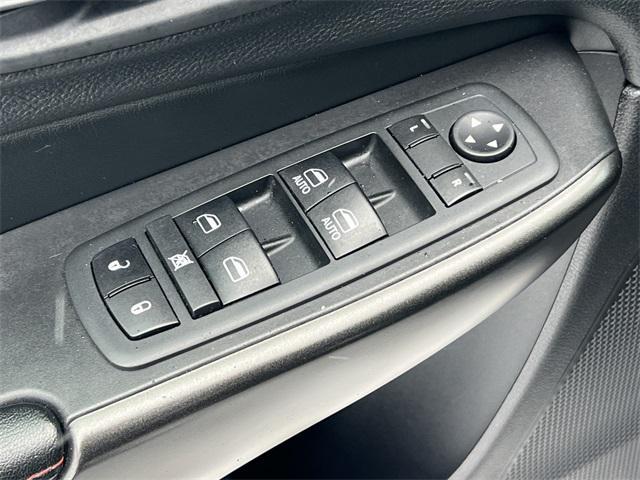 used 2020 Jeep Cherokee car, priced at $22,970