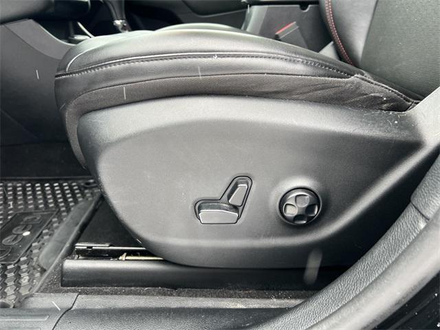 used 2020 Jeep Cherokee car, priced at $22,970