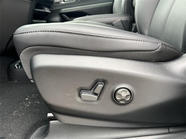 new 2026 Chrysler Pacifica car, priced at $47,879