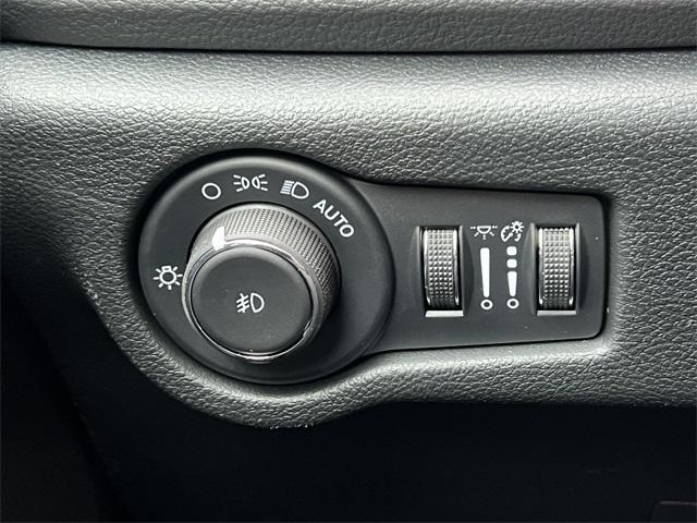 new 2026 Chrysler Pacifica car, priced at $47,879