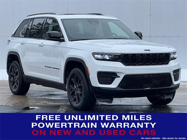 used 2024 Jeep Grand Cherokee car, priced at $32,800