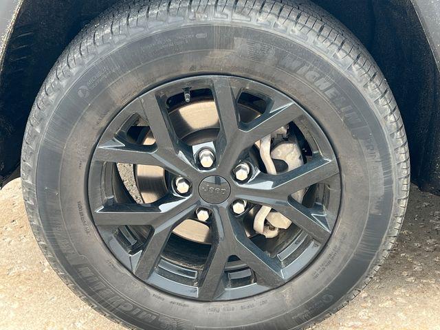 used 2024 Jeep Grand Cherokee car, priced at $36,390