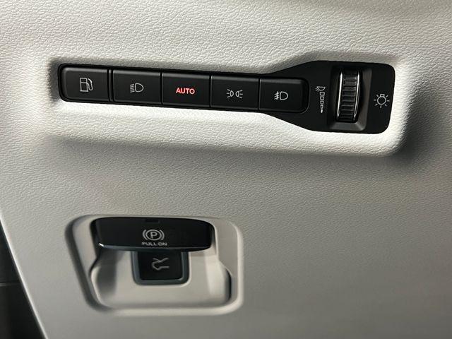 new 2026 Jeep Cherokee car, priced at $42,990