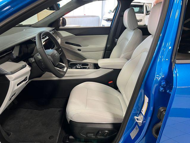 new 2026 Jeep Cherokee car, priced at $42,990