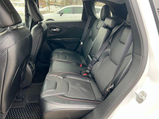 used 2022 Jeep Cherokee car, priced at $23,935