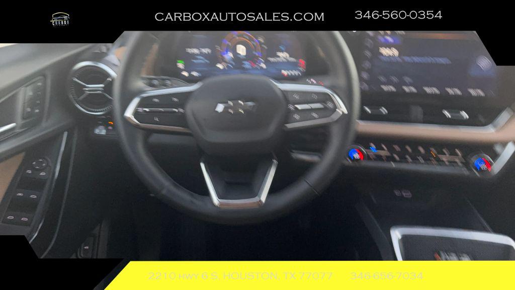 used 2025 Chevrolet Equinox car, priced at $28,500