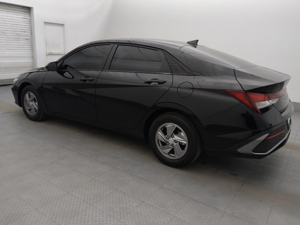 used 2025 Hyundai Elantra car, priced at $25,595