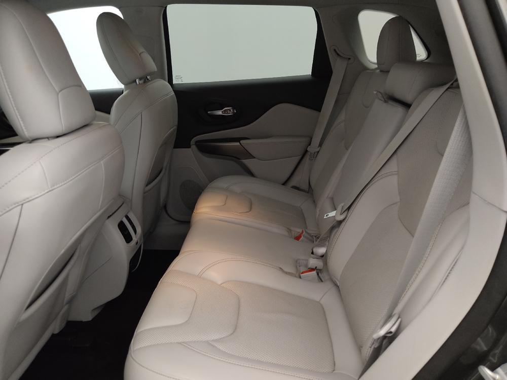 used 2021 Jeep Cherokee car, priced at $19,795