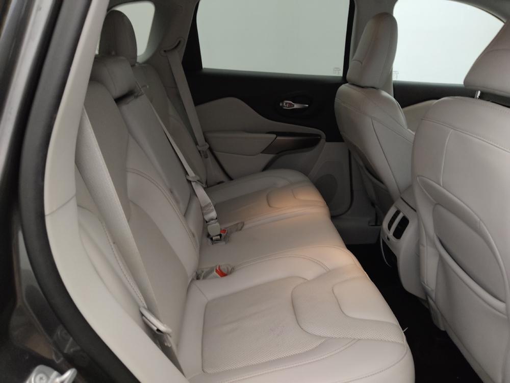 used 2021 Jeep Cherokee car, priced at $19,795